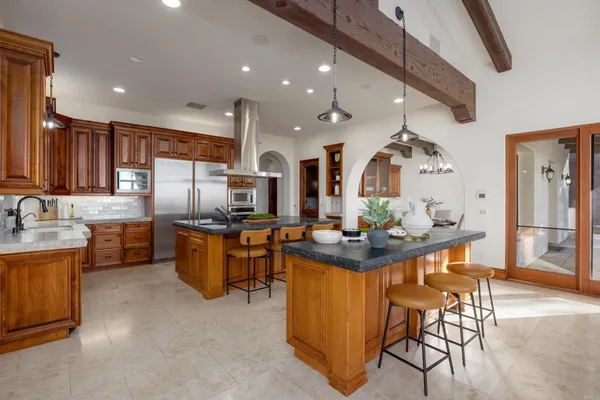$5,999,000 | 8136 Entrada De Luz East, San Diego, CA 92127