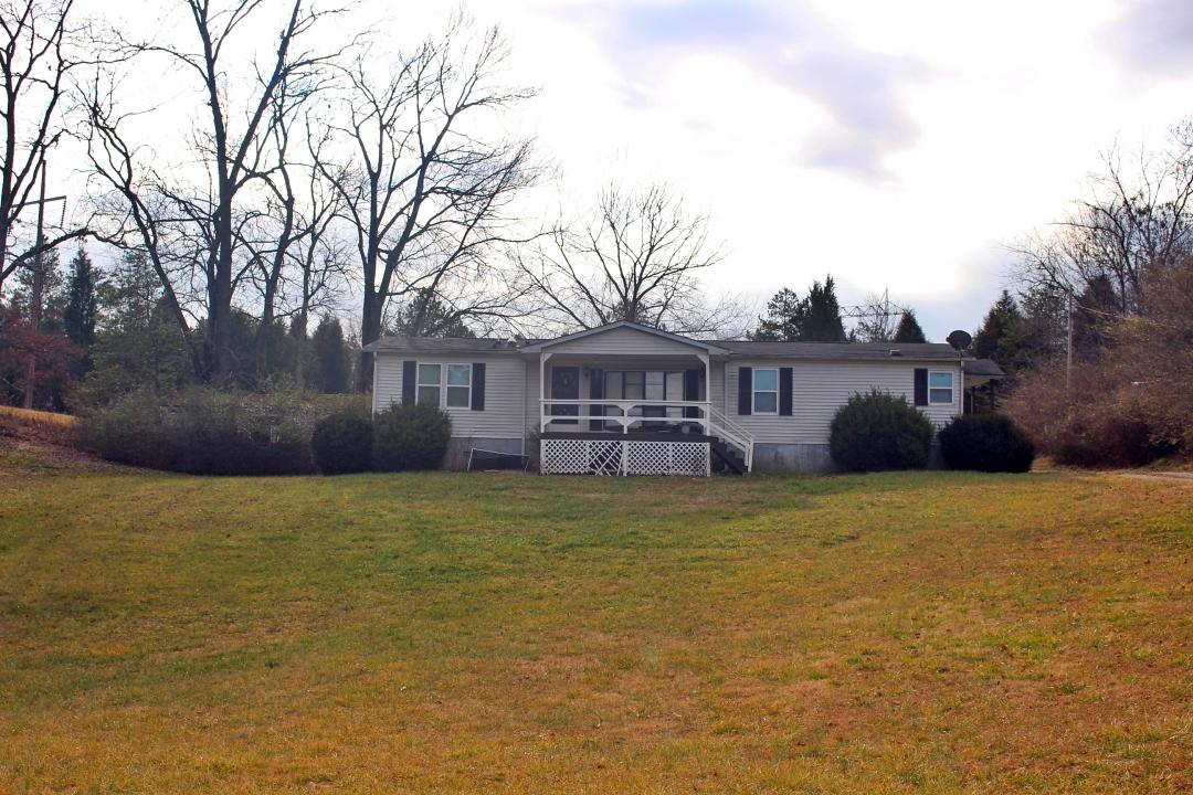 144 Sharp Ln Spring Spring City, TN 37381 - Photo 2 of 15 A2