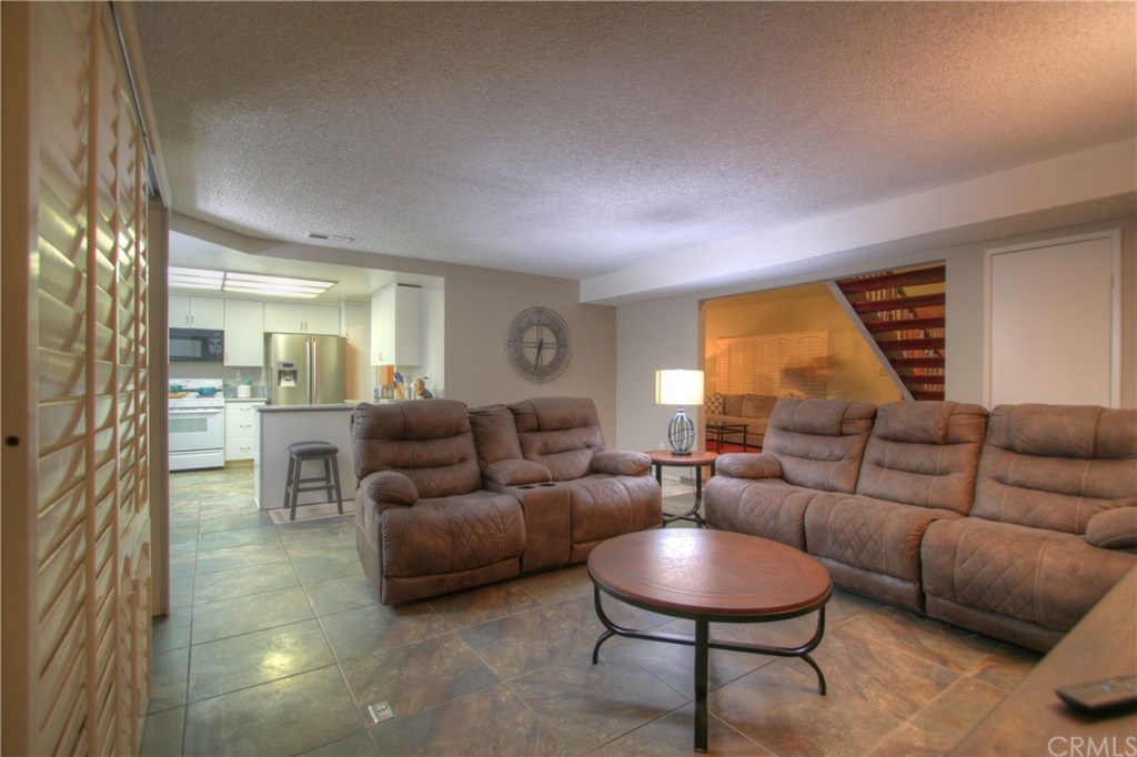 24404 Barley Road Moreno Valley, CA 92557 - Photo 1 of 1 Spacious Family room connected to Kitchen and Breakfast nook.