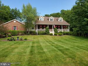 25 Tournament Way Hazleton, PA 18202 - Photo 2 of 66 Gallery Image 2