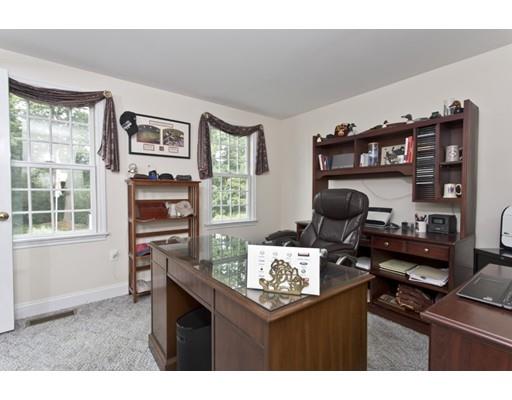 83 Daniels Road Rowley, MA 01969 - Photo 4 of 42 Gallery Image 4