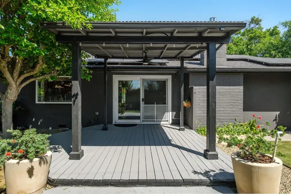 $549,000 | 1510 East Austin Way, Fresno, CA 93704