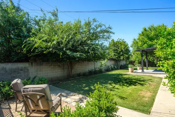 $549,000 | 1510 East Austin Way, Fresno, CA 93704