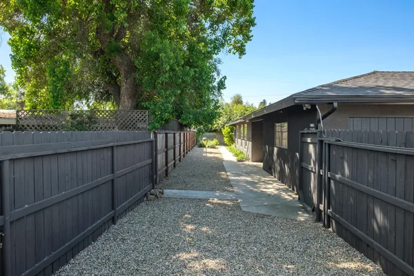 $549,000 | 1510 East Austin Way, Fresno, CA 93704