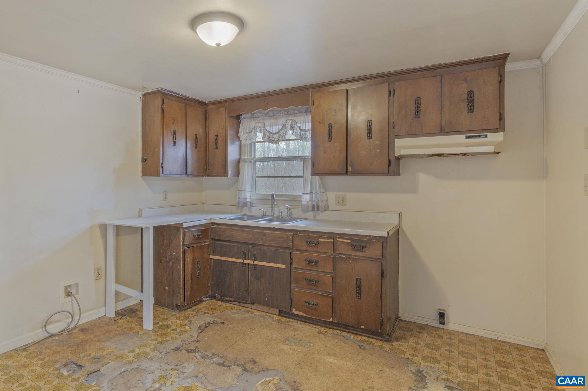 1203 Paynes Mill Road Troy, VA 22974 - Photo 11 of 36 Gallery Image 11