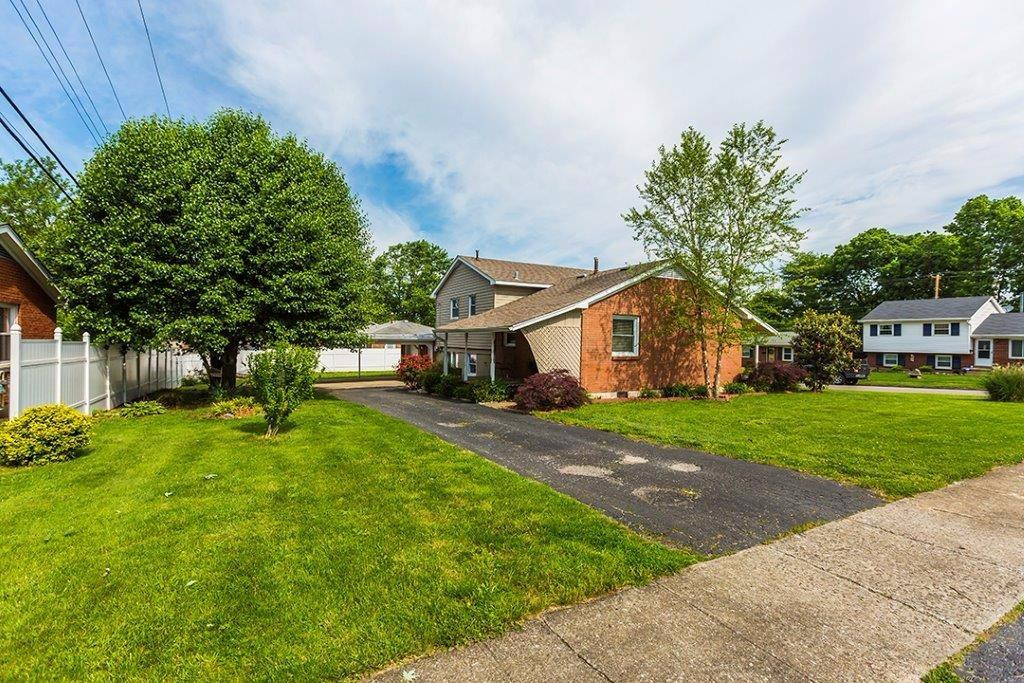 874 Honeysuckle Road Lexington, KY 40504 - Photo 22 of 26 Photo 22