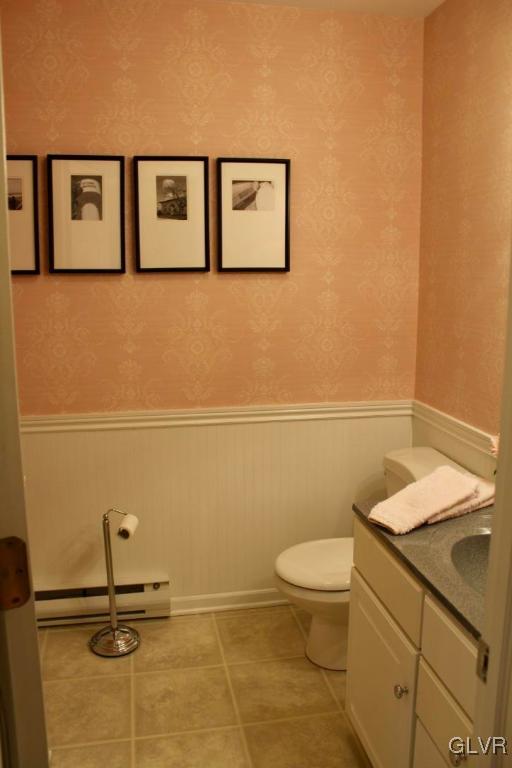 6043 Running Valley Road Stroudsburg, PA 18360 - Photo 34 of 43 a bathroom with a toilet