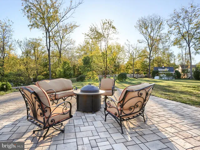an outdoor view of the patio