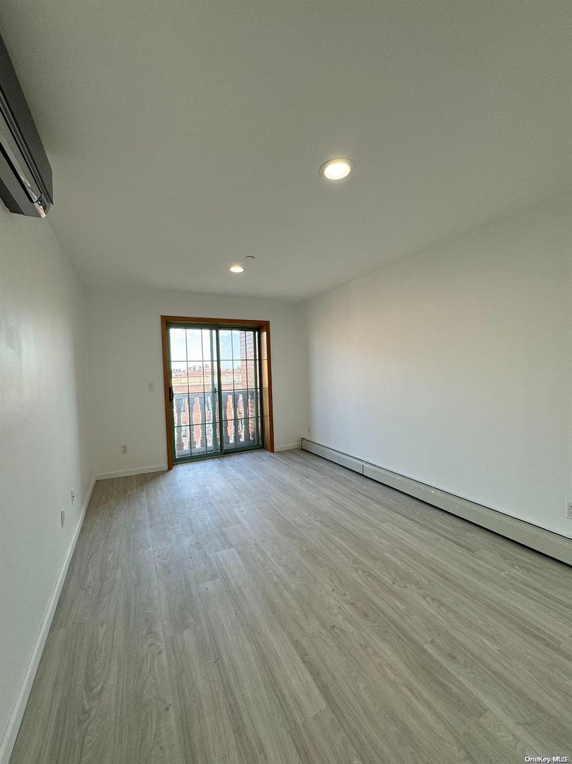 134-43 Maple Ave Unit 7B