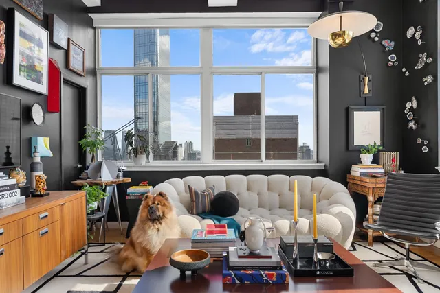 $950,000 | 310 East 46th Street, Unit 23M | Midtown East