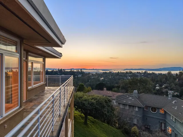 $1,799,000 | 6070 Mazuela Drive, Oakland, CA 94611
