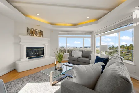 $1,799,000 | 6070 Mazuela Drive, Oakland, CA 94611