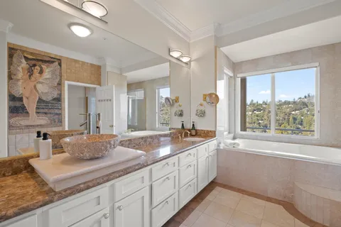 $1,799,000 | 6070 Mazuela Drive, Oakland, CA 94611
