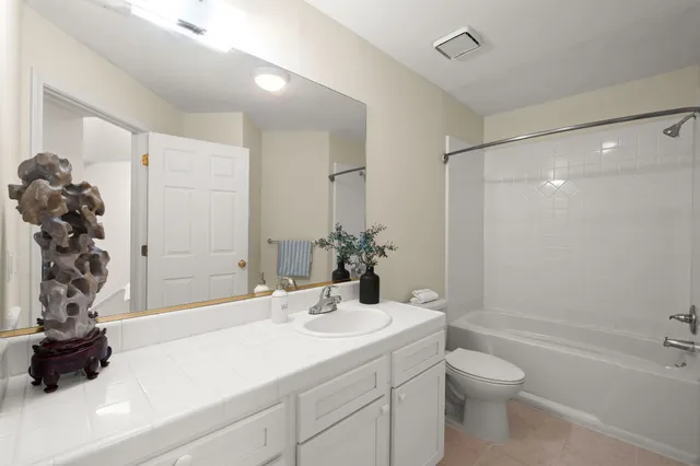 $1,799,000 | 6070 Mazuela Drive, Oakland, CA 94611