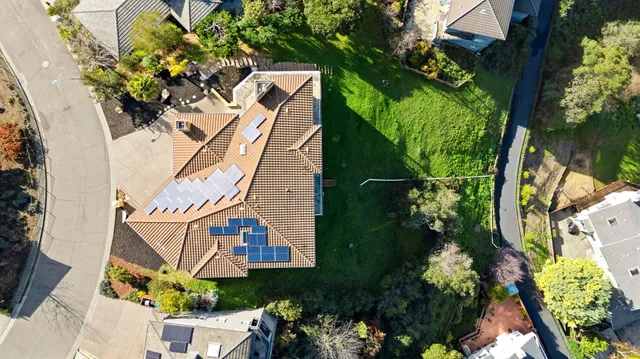 $1,799,000 | 6070 Mazuela Drive, Oakland, CA 94611