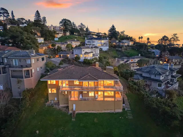 $1,799,000 | 6070 Mazuela Drive, Oakland, CA 94611