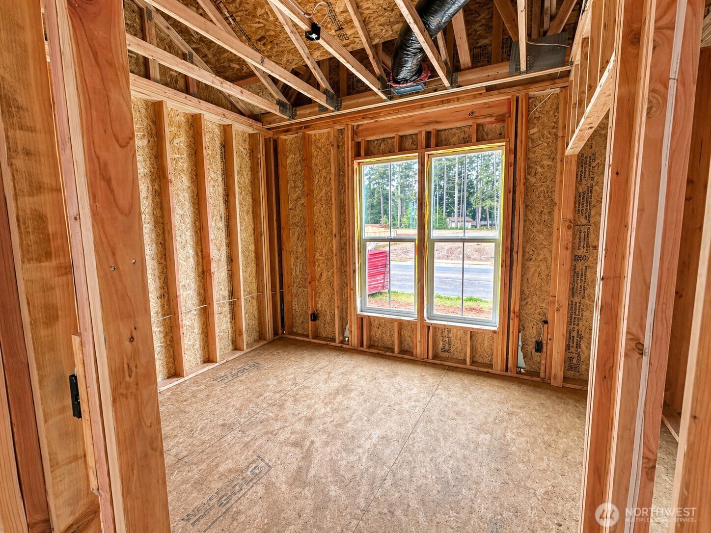 639 Vertex Avenue Winlock, WA 98596 - Photo 16 of 22 a view of an empty room with a window