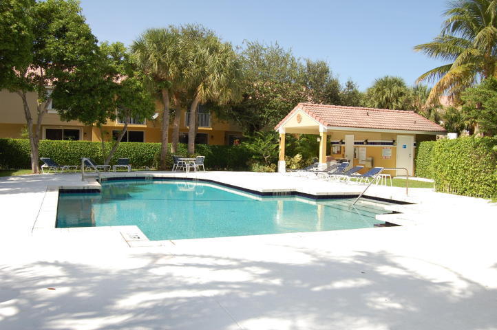 812 Jeffery Street Boca Raton, FL 33487 - Photo 11 of 17 Pool