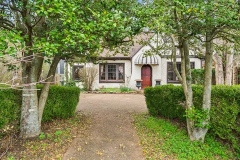 $895,000 | 146 Woodmont Boulevard, Nashville, TN 37205