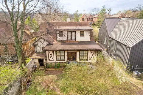$895,000 | 146 Woodmont Boulevard, Nashville, TN 37205