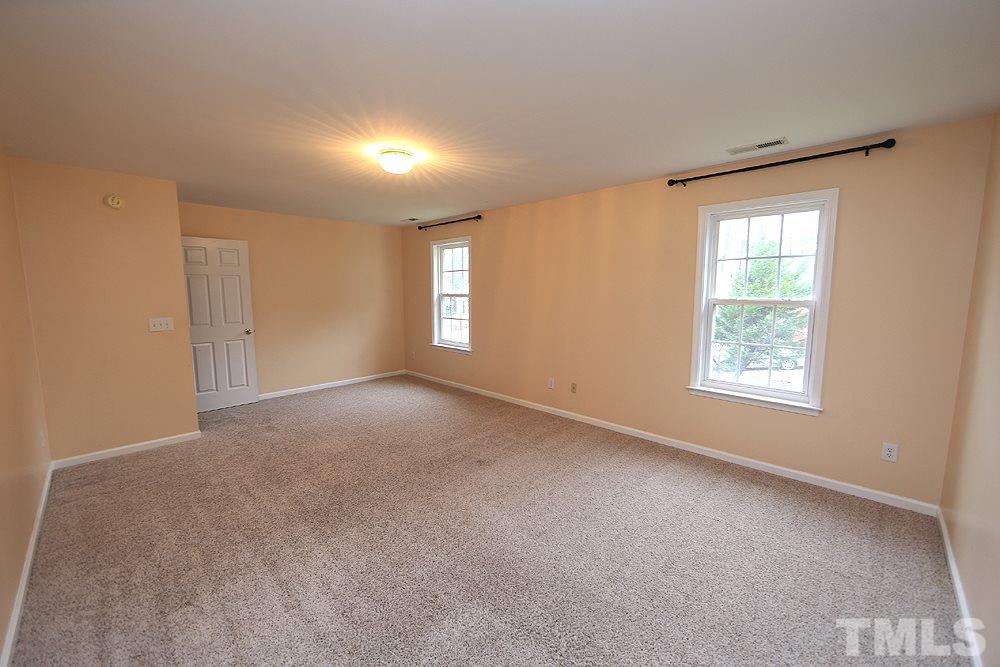 5720 Keowee Way Raleigh, NC 27616 - Photo 14 of 21 Gallery Image 14