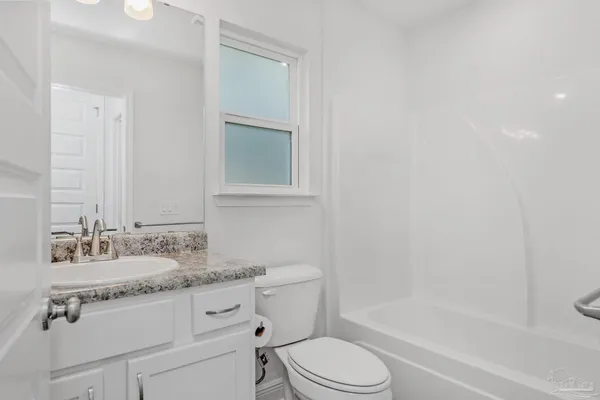 $1,650 | 8154 Lawton Street, Unit B, Pensacola, FL 32514