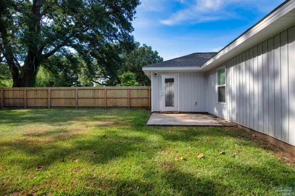 $1,650 | 8154 Lawton Street, Unit B, Pensacola, FL 32514