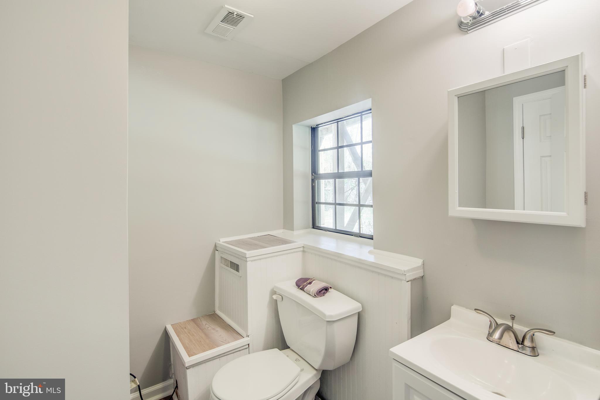 2326 Cooper Road Atco, NJ 08004 - Photo 19 of 25 Gallery Image 19