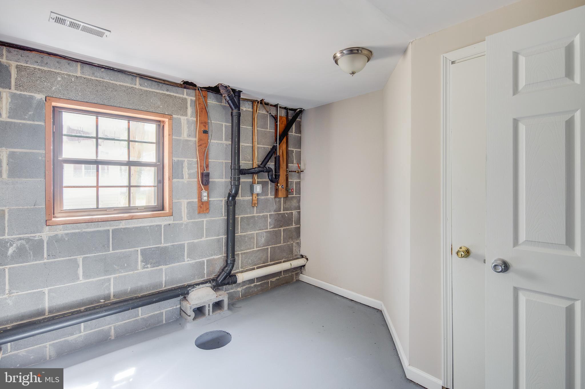 2326 Cooper Road Atco, NJ 08004 - Photo 20 of 25 Gallery Image 20