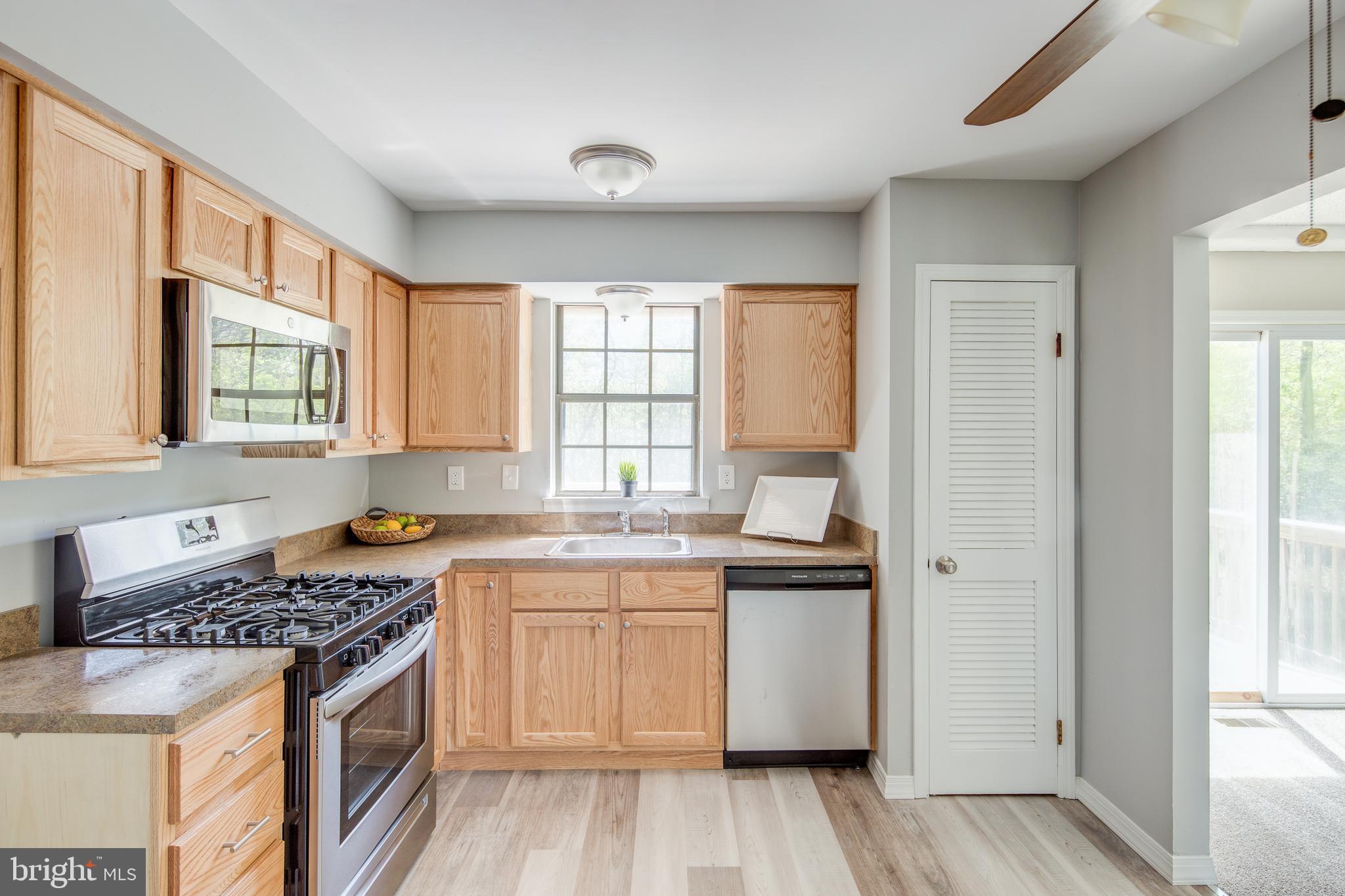 2326 Cooper Road Atco, NJ 08004 - Photo 9 of 25 Gallery Image 9