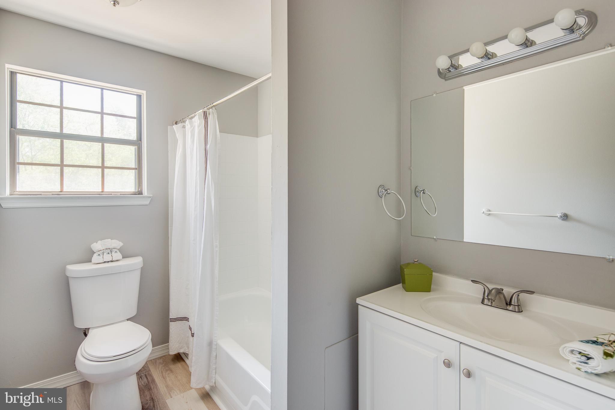 2326 Cooper Road Atco, NJ 08004 - Photo 10 of 25 Gallery Image 10