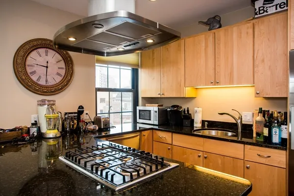 $3,600 | 99-105 Broad Street, Unit 8D, Boston, MA 02110