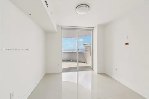 $1,350,000 | 6301 Collins Avenue, Unit 2203, Miami Beach, FL 33141