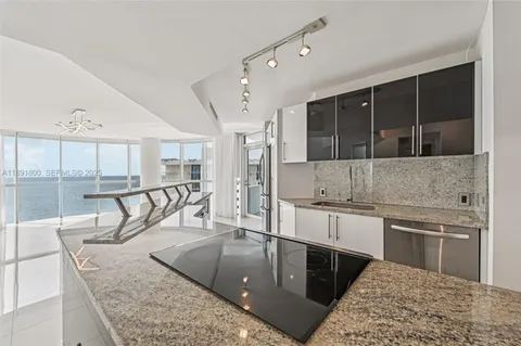 $1,350,000 | 6301 Collins Avenue, Unit 2203, Miami Beach, FL 33141