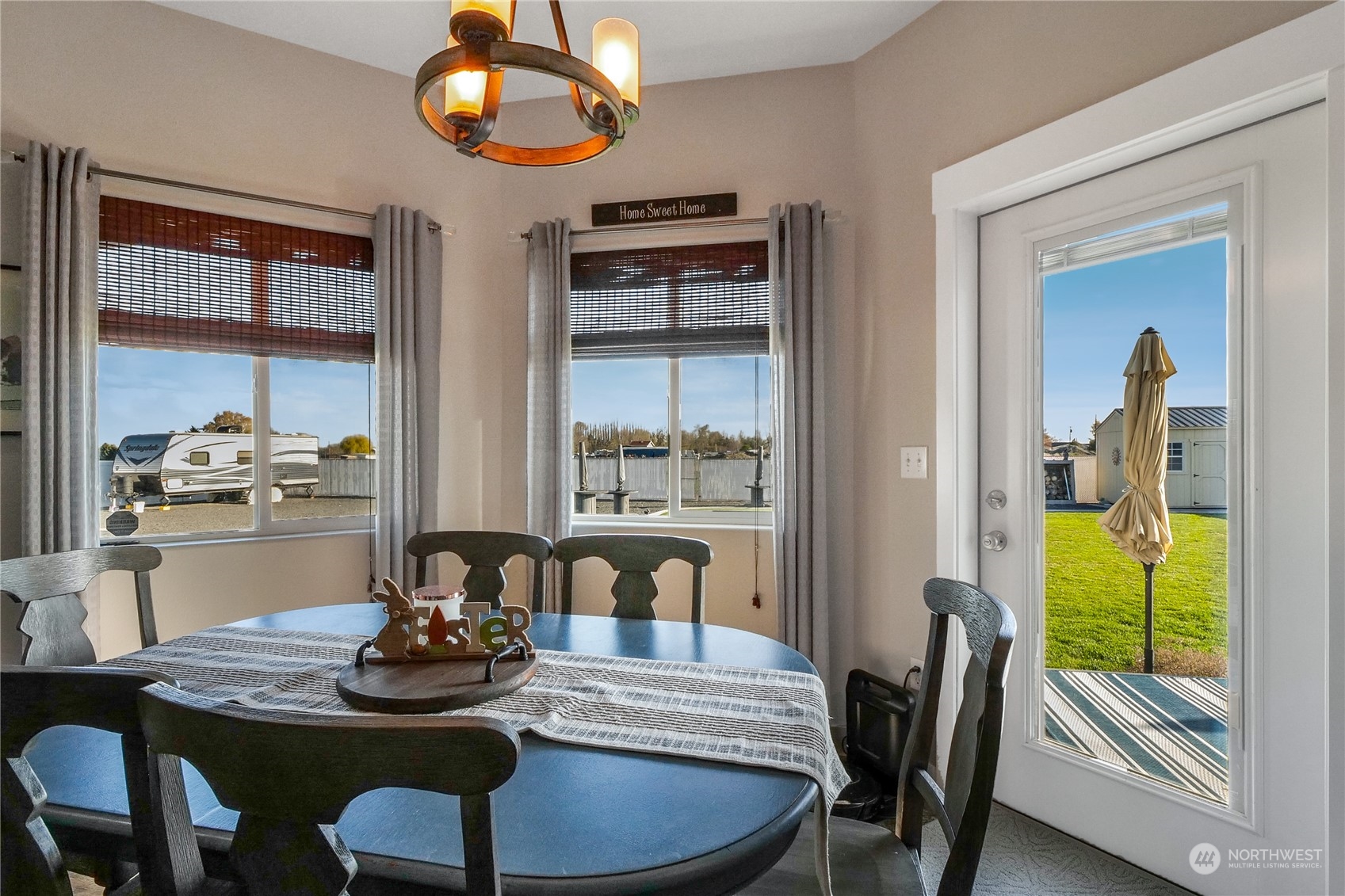 7851 Grove Road Northeast Moses Lake, WA 98837 - Photo 11 of 37 Gallery Image 11