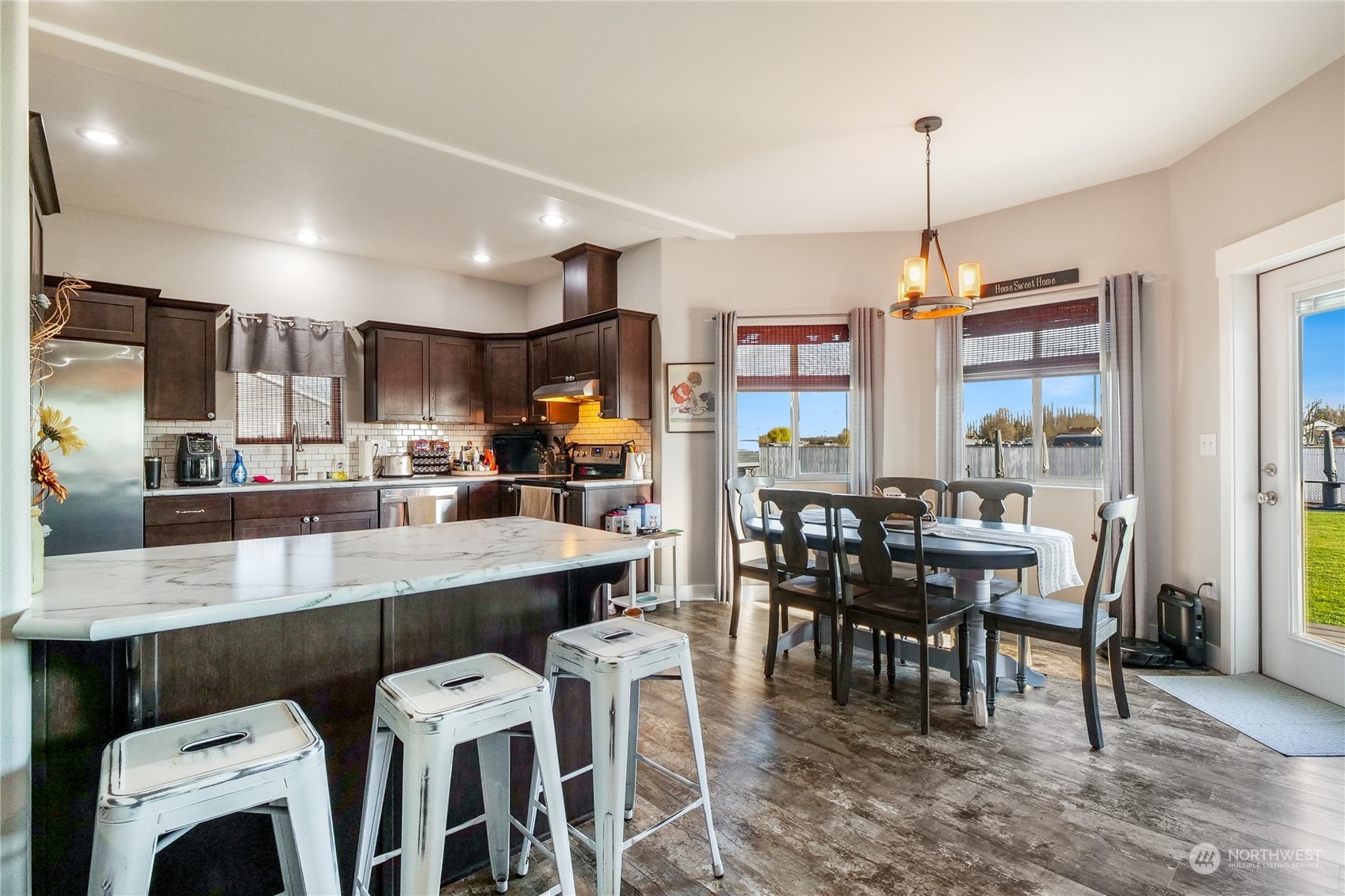 7851 Grove Road Northeast Moses Lake, WA 98837 - Photo 14 of 37 Gallery Image 14