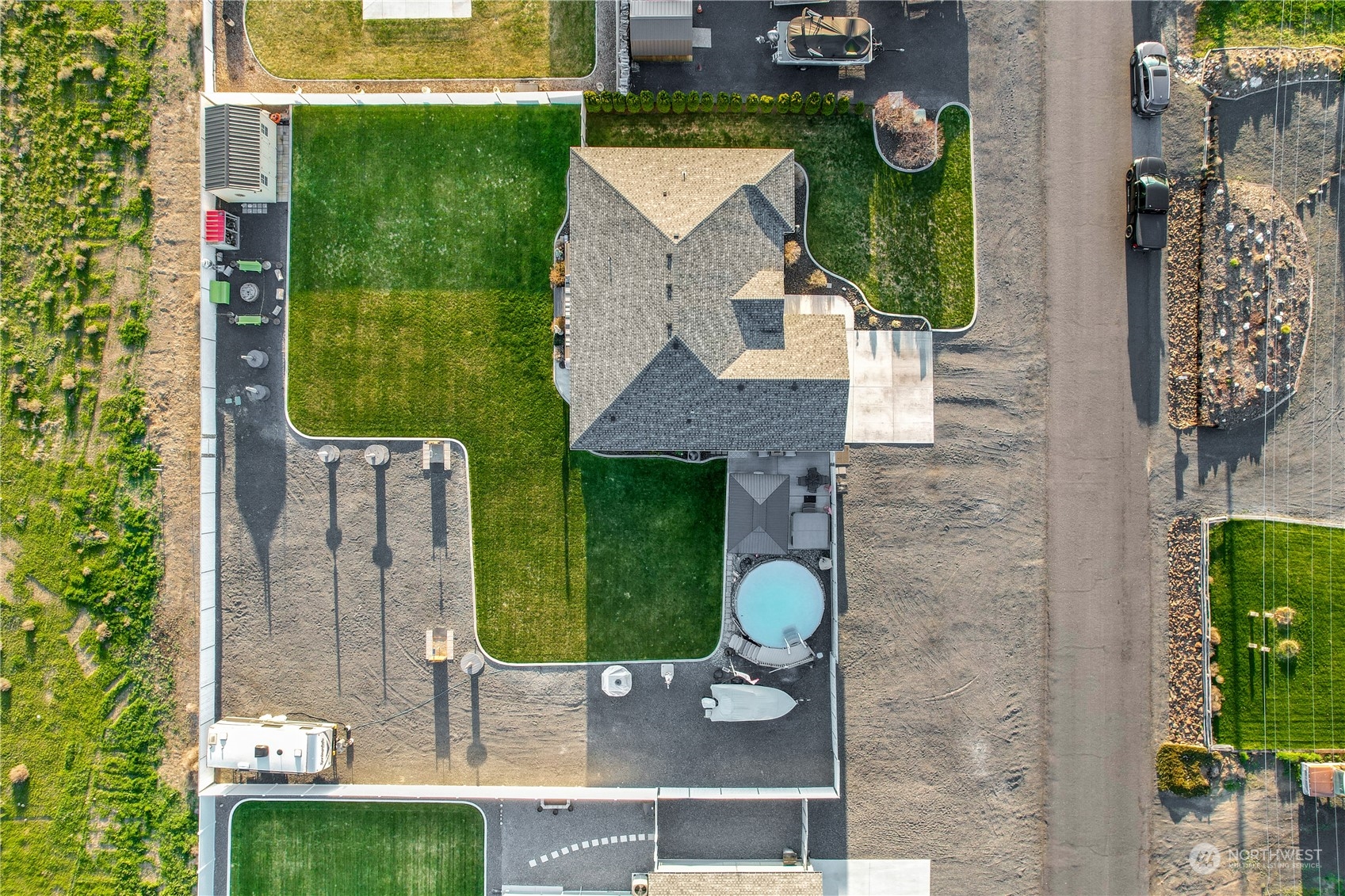 7851 Grove Road Northeast Moses Lake, WA 98837 - Photo 2 of 37 Gallery Image 2