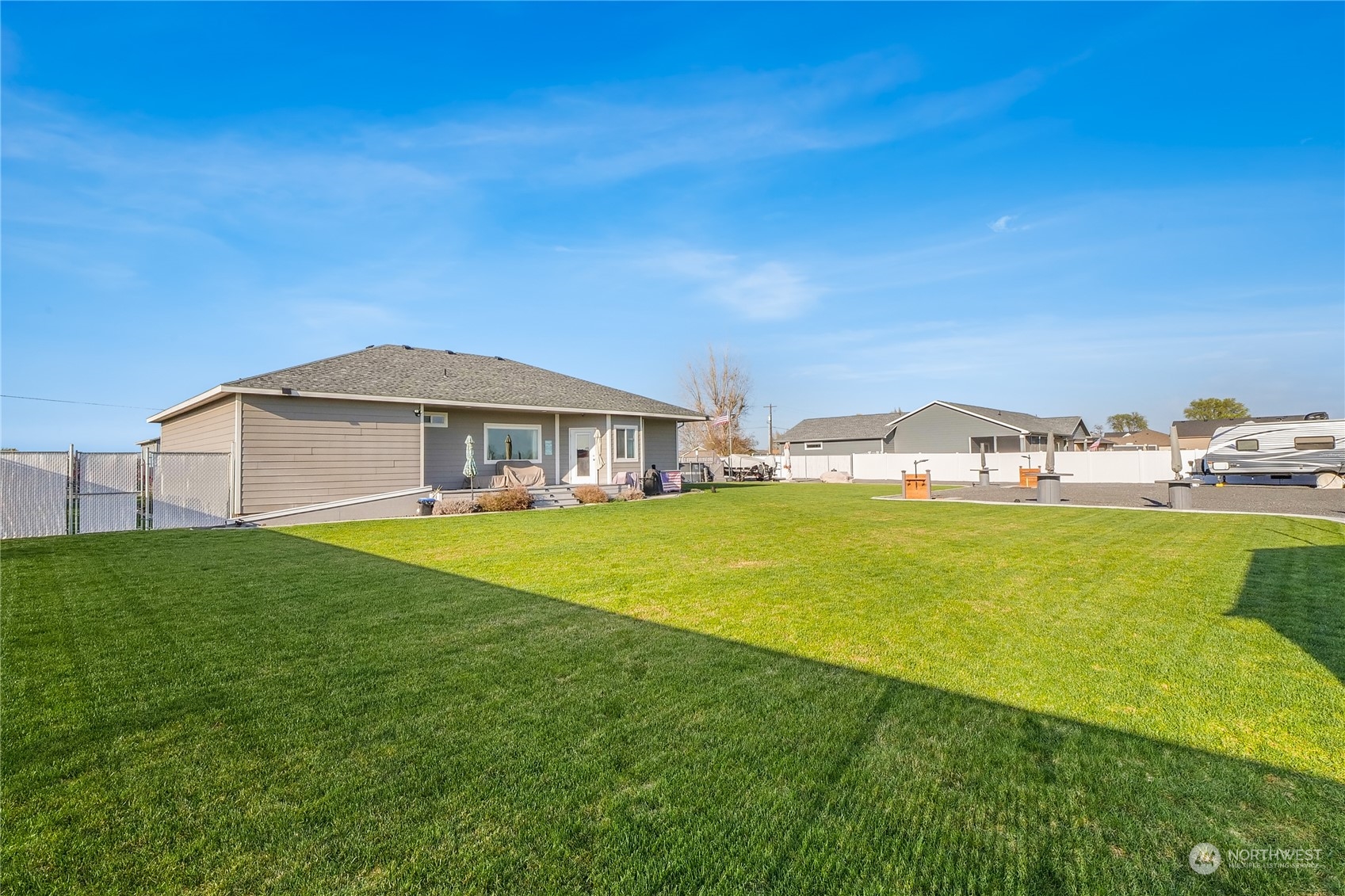 7851 Grove Road Northeast Moses Lake, WA 98837 - Photo 31 of 37 Gallery Image 31