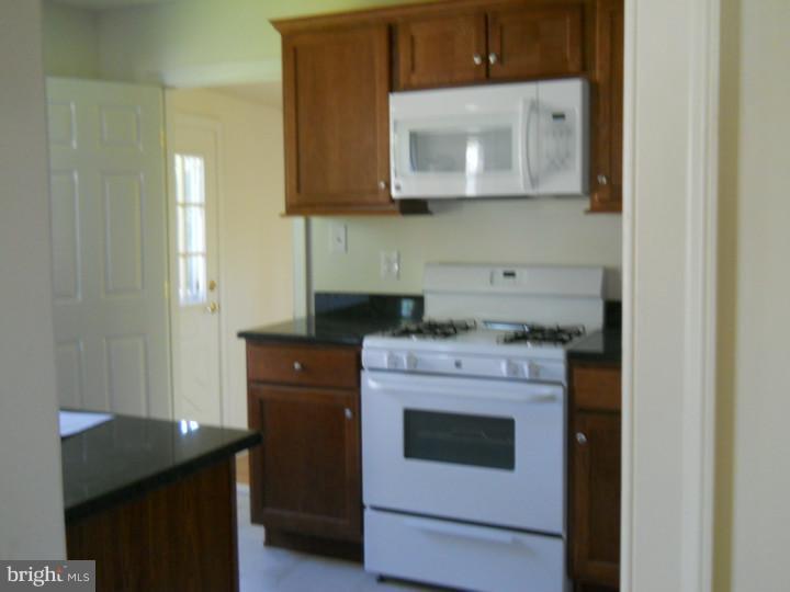 70 Princeton Road Clementon, NJ 08021 - Photo 3 of 11 Kitchen