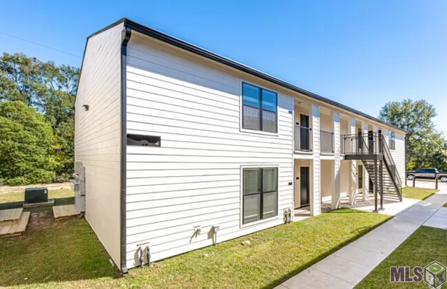 $1,055 | 4380 Mohican-Prescott Crossover, Baton Rouge, LA 70805