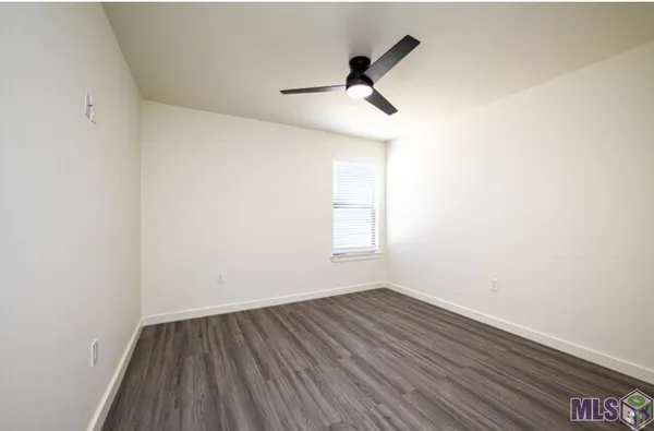 $1,055 | 4380 Mohican-Prescott Crossover, Baton Rouge, LA 70805