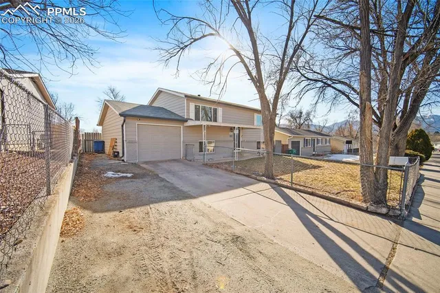 $380,000 | 3675 Darkwood Place, Colorado Springs, CO 80910