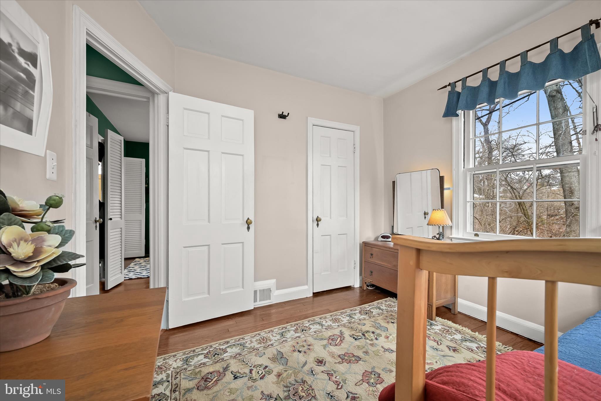 6715 Queens Chapel Road University Park, MD 20782 - Photo 22 of 51 Main level bedroom