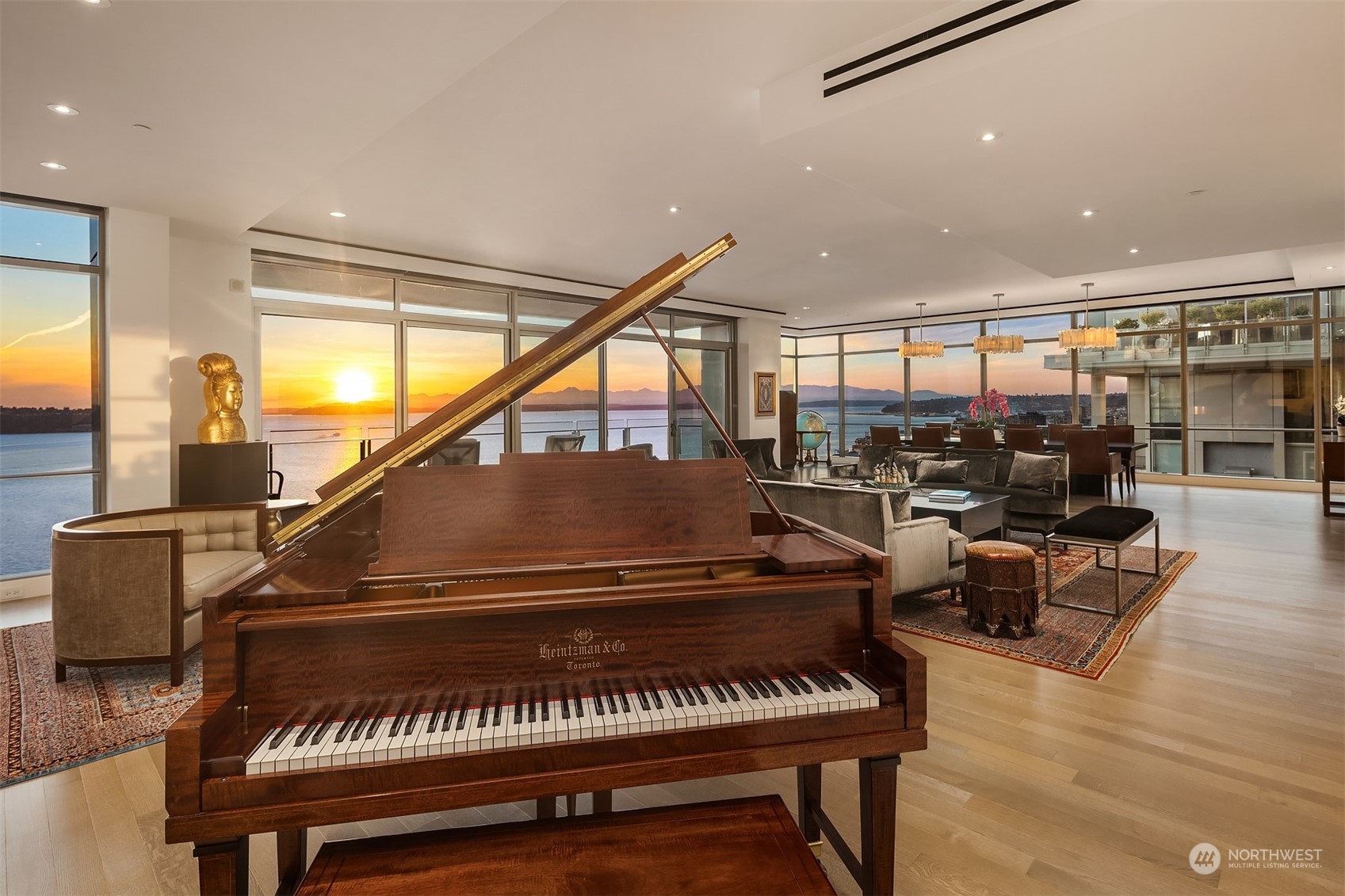 99 Union Street, Unit 1801 Seattle, WA 98101 - Photo 12 of 40