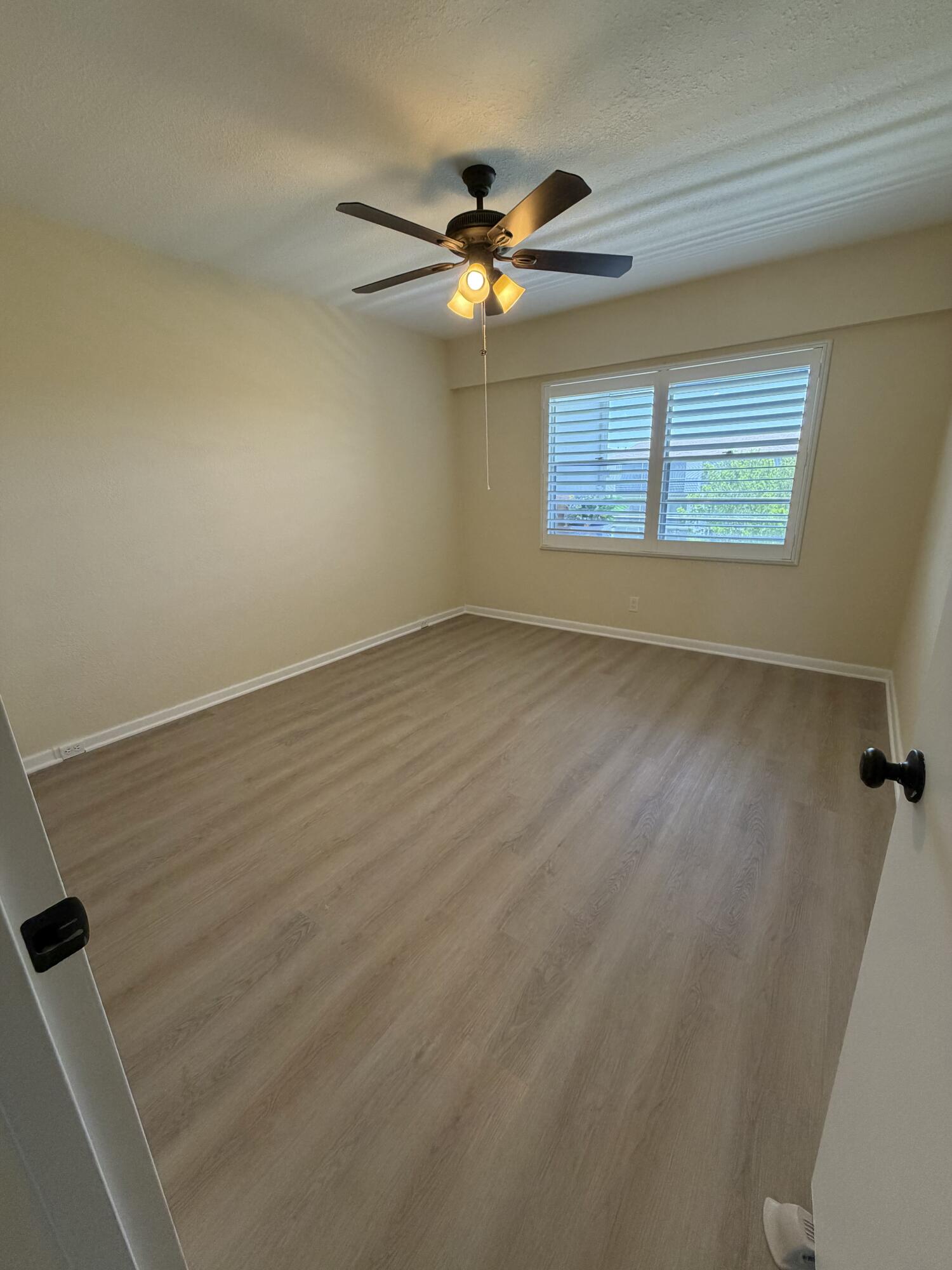 293 Brighton G Boca Raton, FL 33434 - Photo 13 of 22 IMG_4240