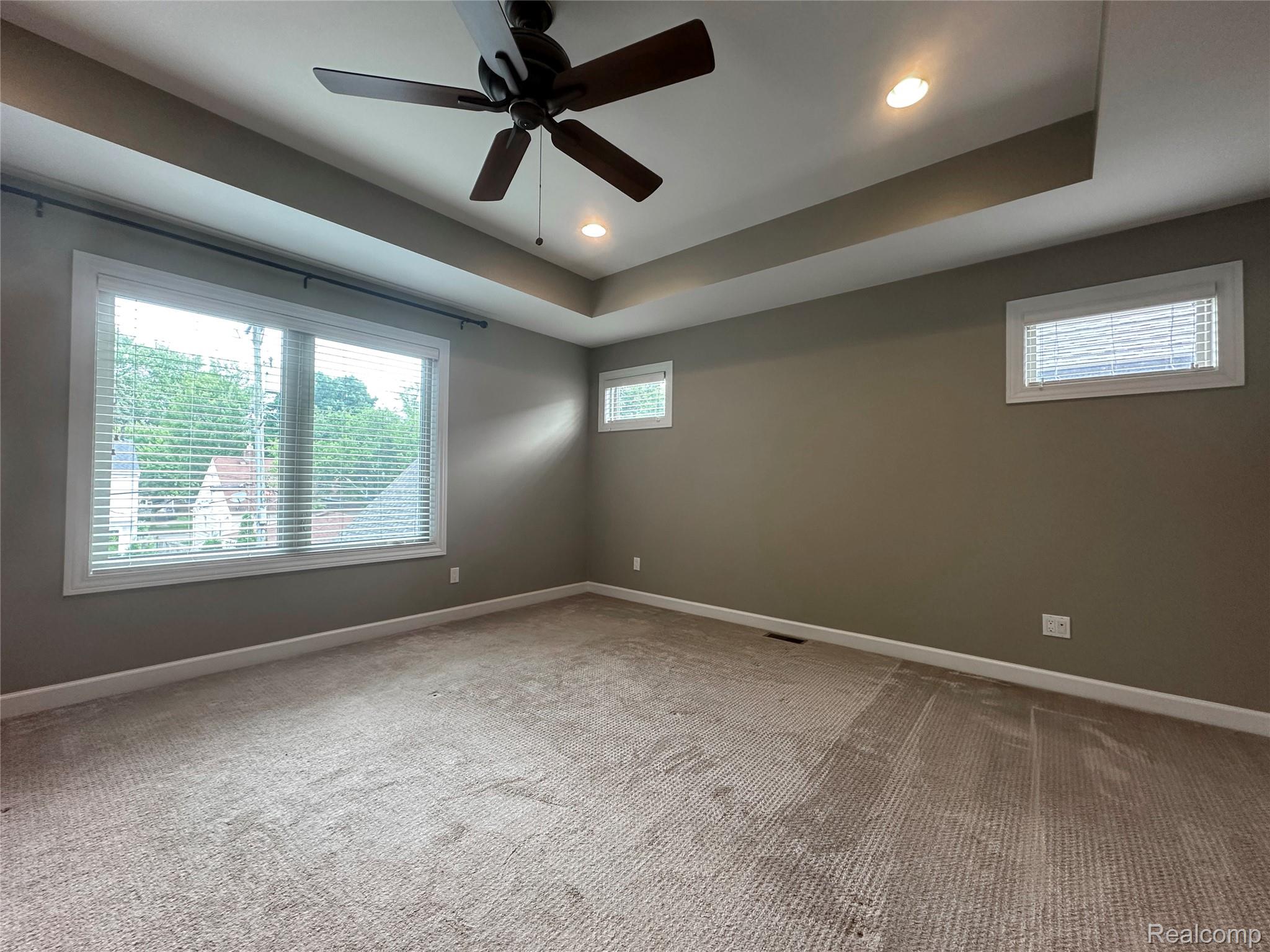 1555 Ruffner Avenue Birmingham, MI 48009 - Photo 26 of 48 Primary Suite