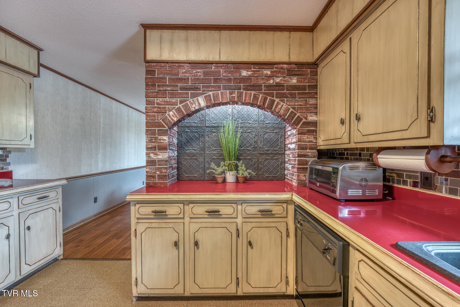 424 Jonesboro Road Piney Flats, TN 37686 - Photo 22 of 98 424 Jonesboro Rd-29
