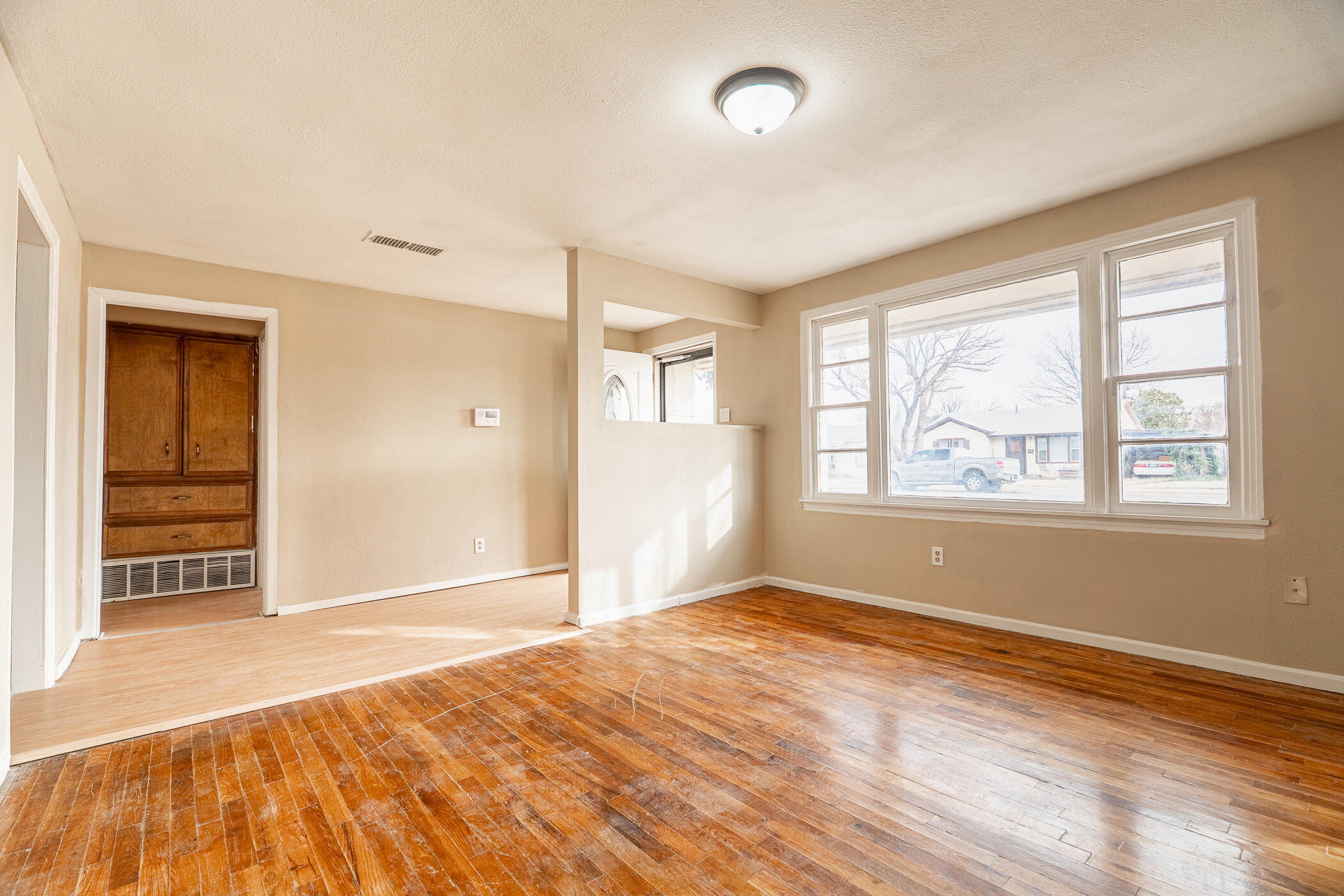 4812 36th Street Lubbock, TX 79414 - Photo 9 of 45 DSC07652-HDR