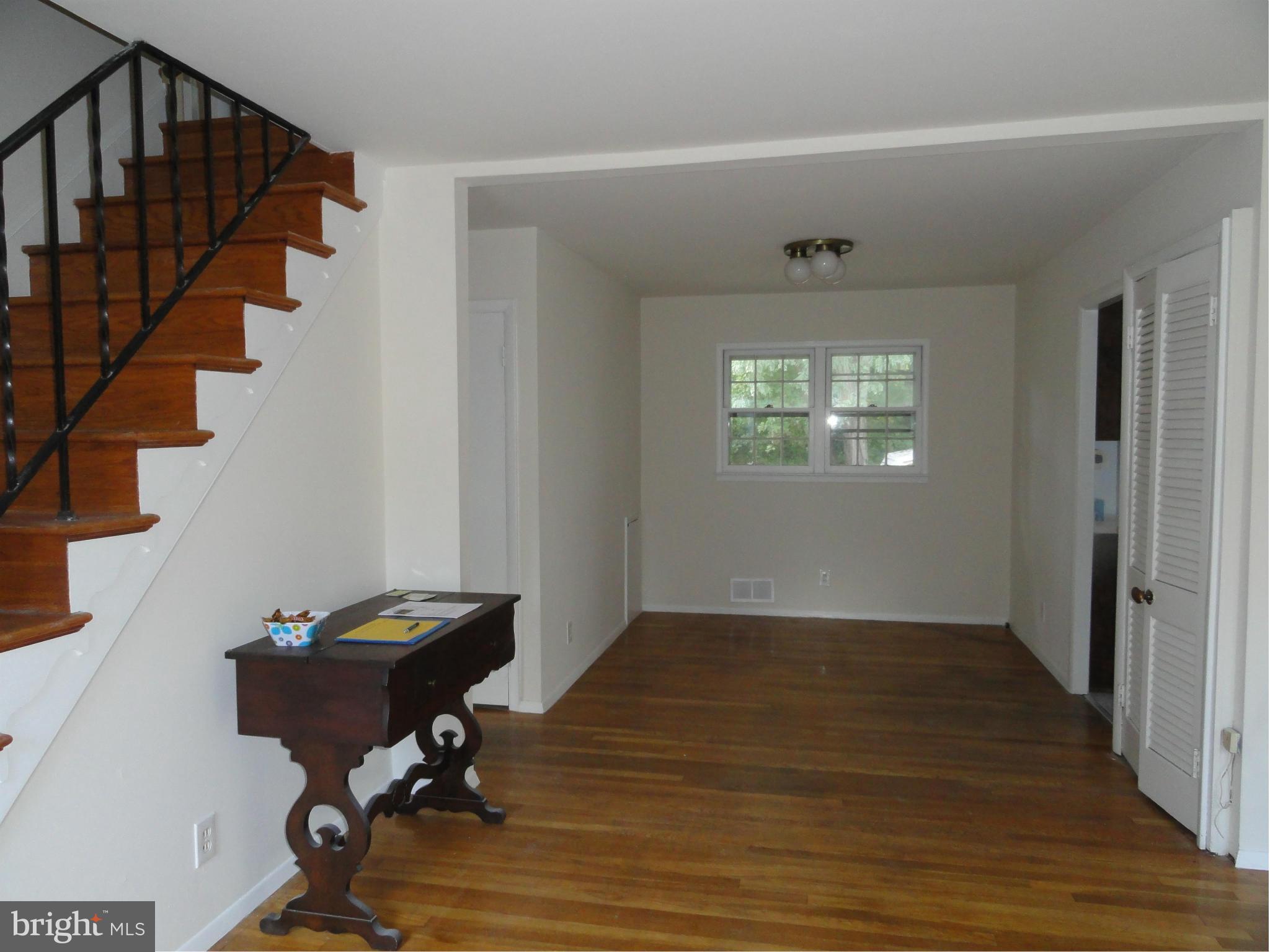 8802 Brierly Road Chevy Chase, MD 20815 - Photo 6 of 27 Interior (General)