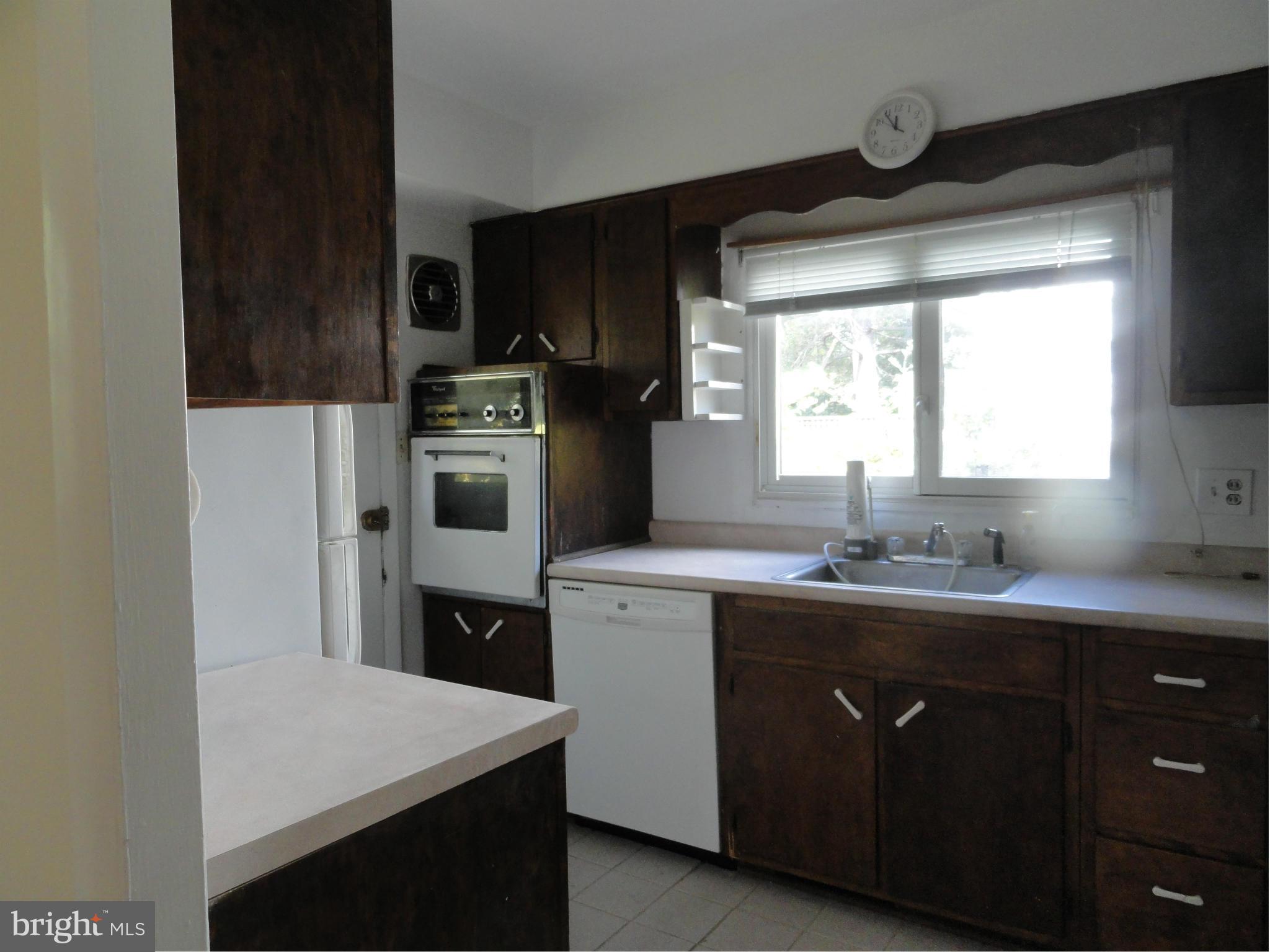 8802 Brierly Road Chevy Chase, MD 20815 - Photo 8 of 27 Kitchen